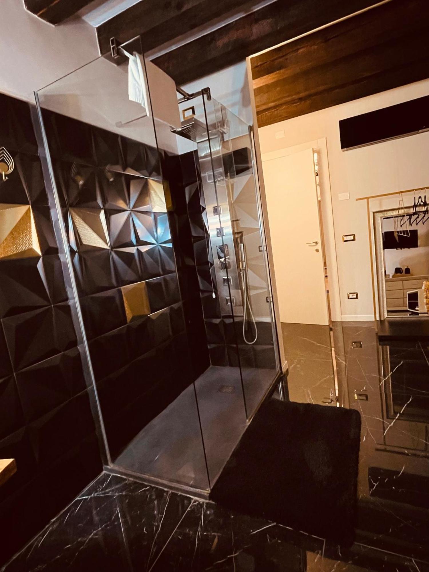 Dimora Fattorini B&B Кьоджа Экстерьер фото
